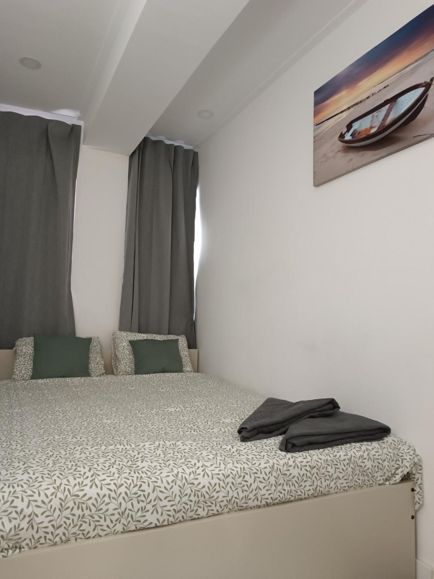 Plaza Caparica Hostel Costa de Caparica Zewnętrze zdjęcie